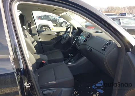 2012 Volkswagen Tiguan S z USA, uszkodzony, nr VIN WVGAV7AX4CW524016